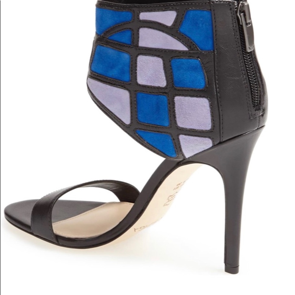 Brand New Via Spiga leather & suede sandal